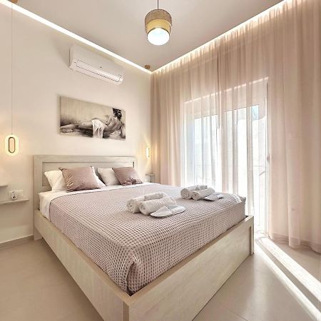 Seaside Deluxe Apartment 이알리소스 외부 사진