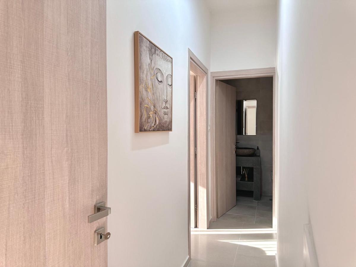 Seaside Deluxe Apartment 이알리소스 외부 사진