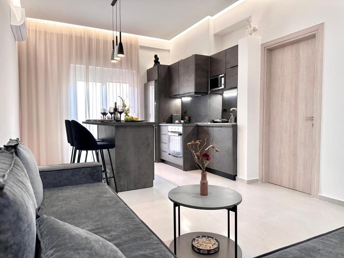 Seaside Deluxe Apartment 이알리소스 외부 사진